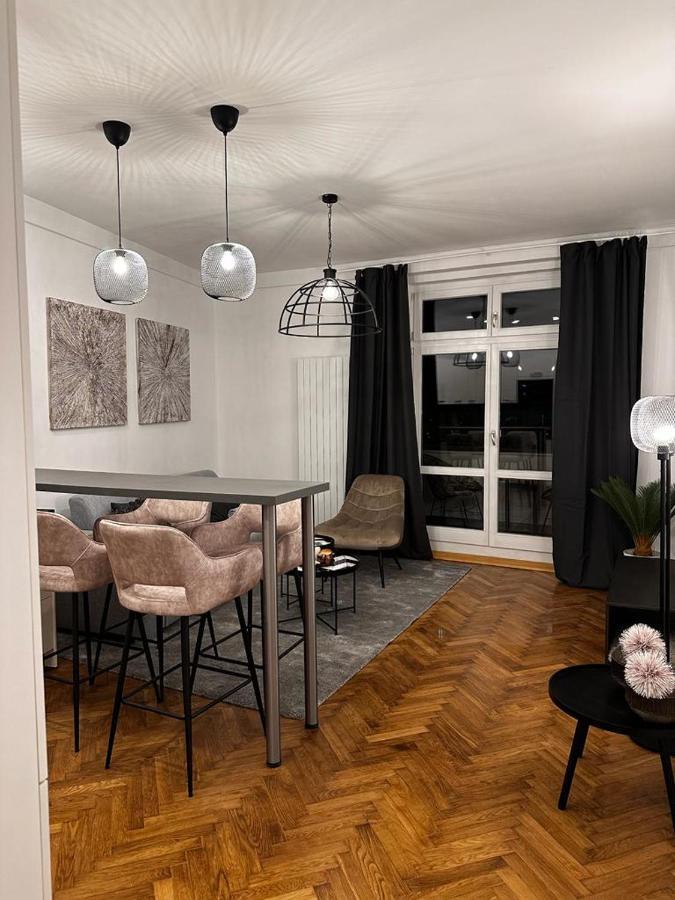 Riverside Apartment Karlovy Vary Kültér fotó